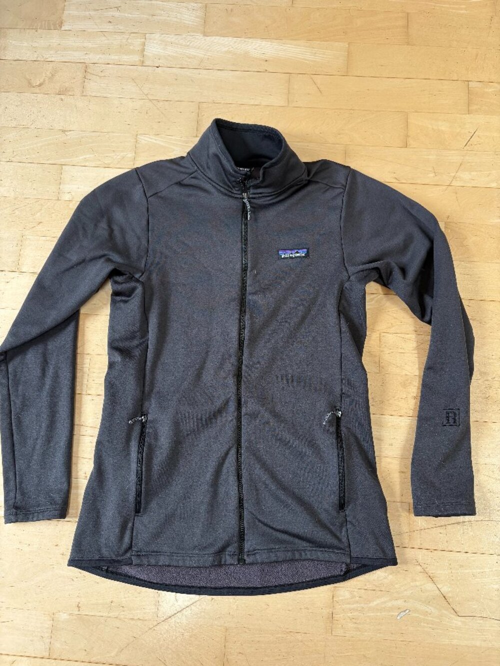Patagonia Jacket Women's Medium Dark Gray R1 Daily Jacket Full Zip Fleece *LOGO